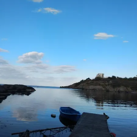 Paradise Cove Apartment Sozopol