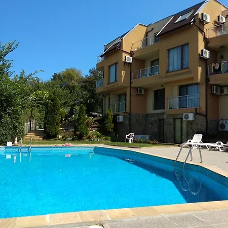 Apartment Paradise Cove Sozopol